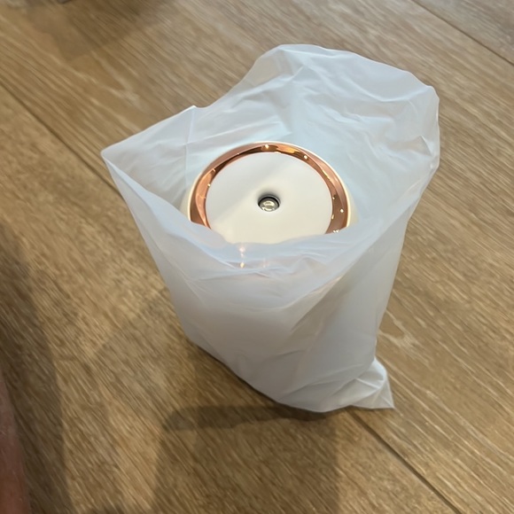Humidifier, small, New with Box - Picture 9 of 16